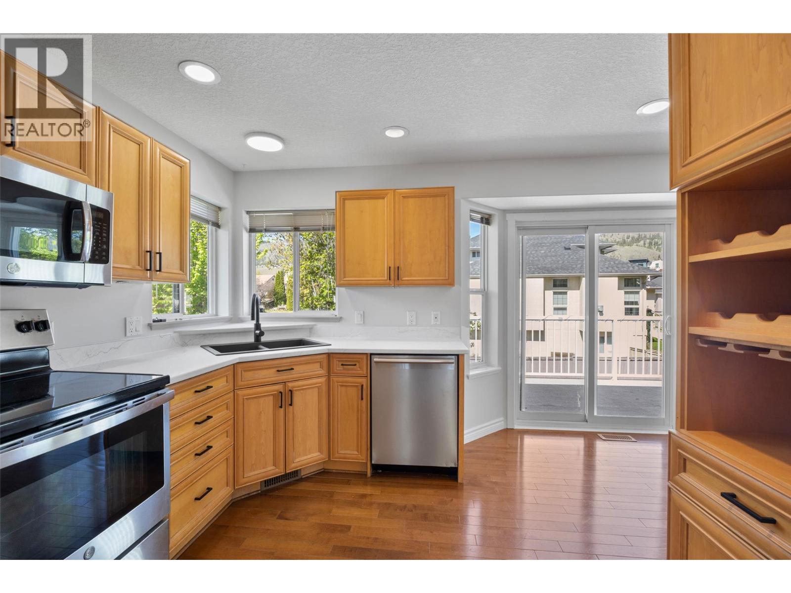 3702 Overlander Drive, Kamloops, BC, V2B8M4 photo 5