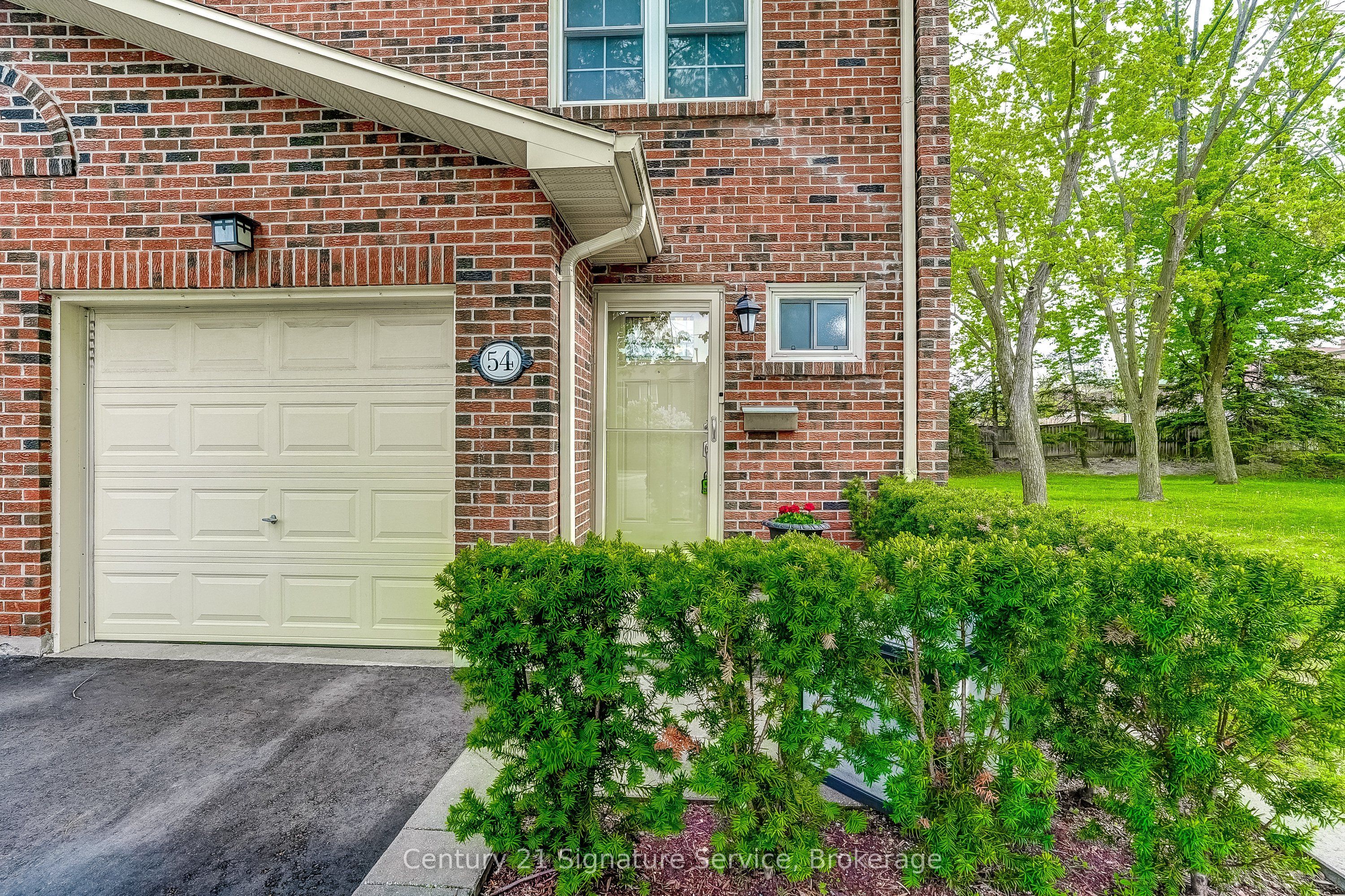 54-1951 Rathburn Road E, Mississauga, ON, L4W 2N9 photo 2