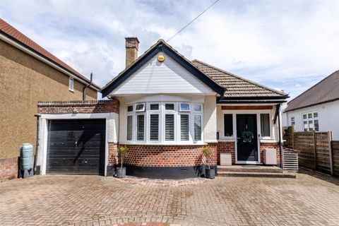 Ladygate Lane, Ruislip HA4