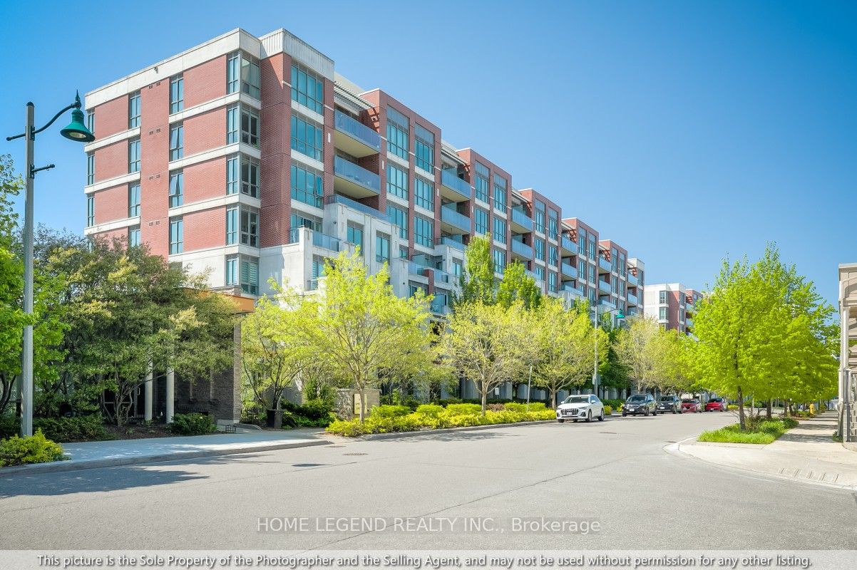 215-39 Upper Duke Crescent, Markham, ON, L6G 0B8 photo 2