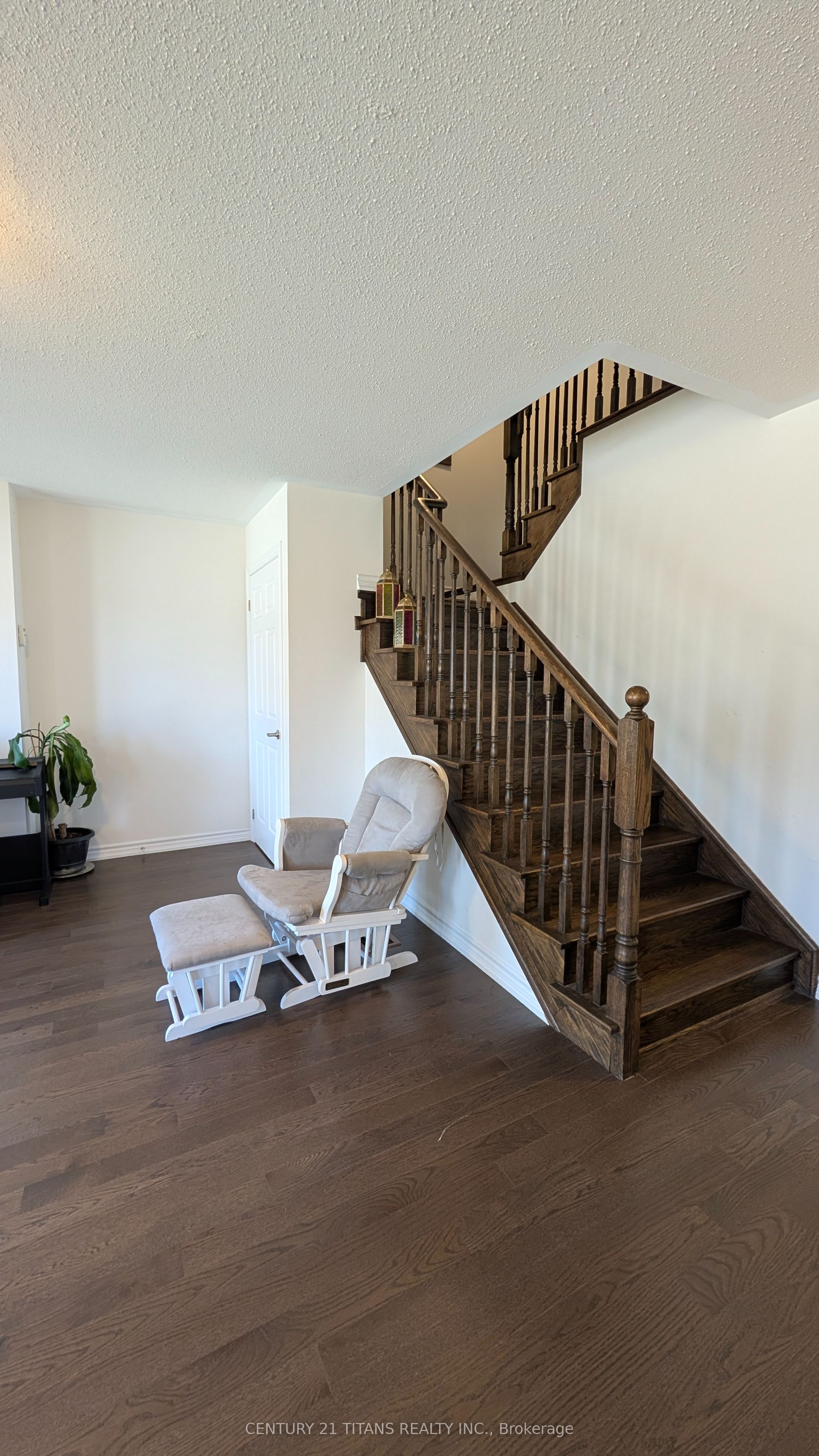 6 Westbury Way, Whitby, ON, L1M 0L9 photo 5