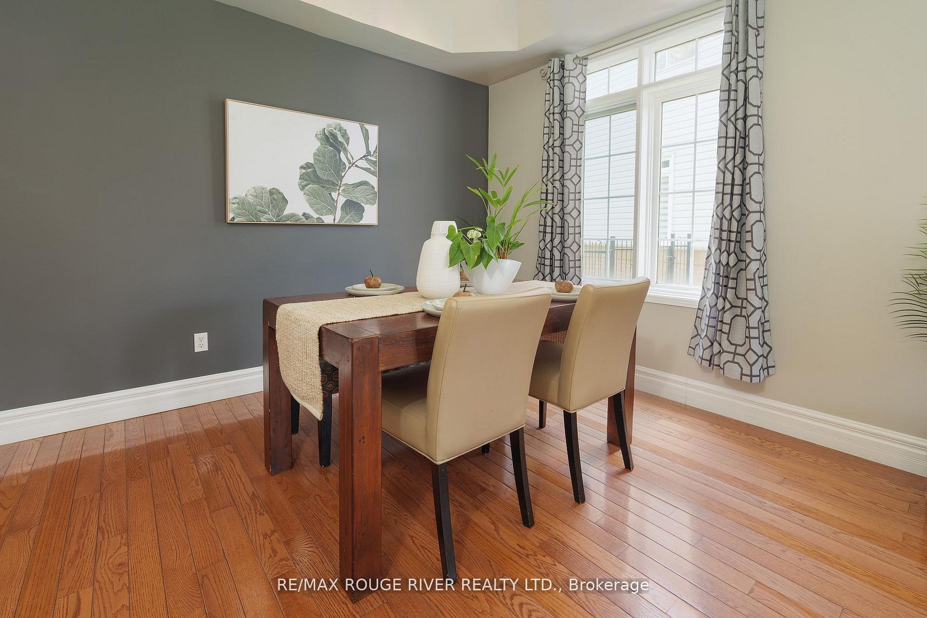Additional image 5 of 433 Woodsmere Crescent, Pickering, ON, L1V 7A4