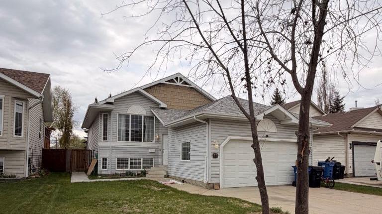 77 Briarwood Crescent, Blackfalds, AB, T0M 0J0