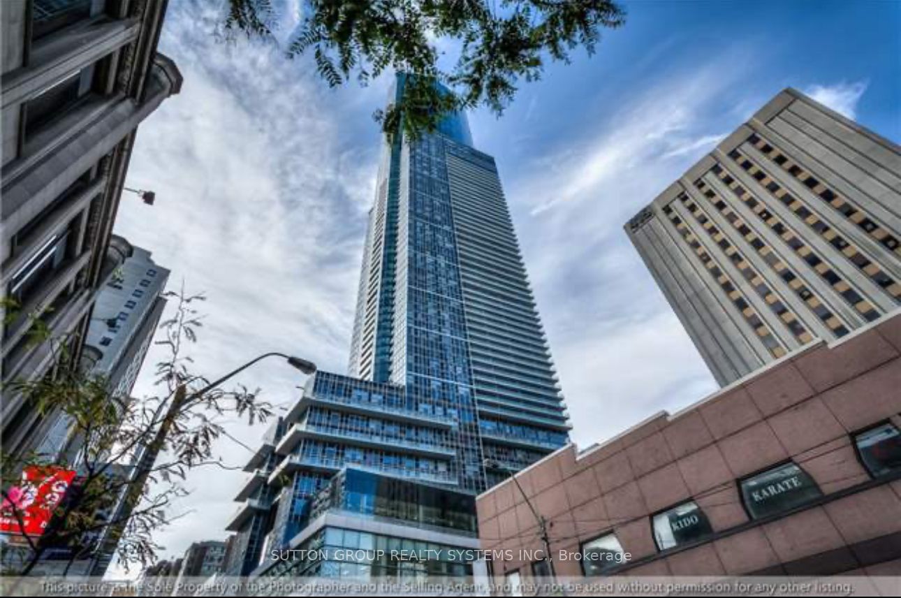 4011-386 Yonge Street, Toronto, ON, M5B 0A5