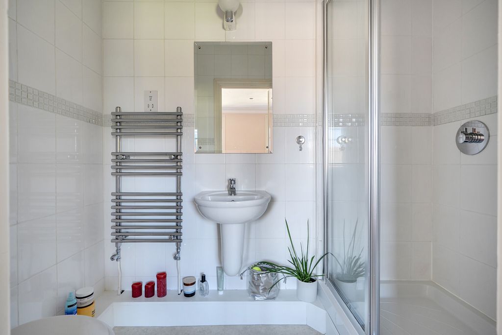 Additional image 19 of 2 bed flat for saleAbbots Walk, Reading, Berkshire RG1