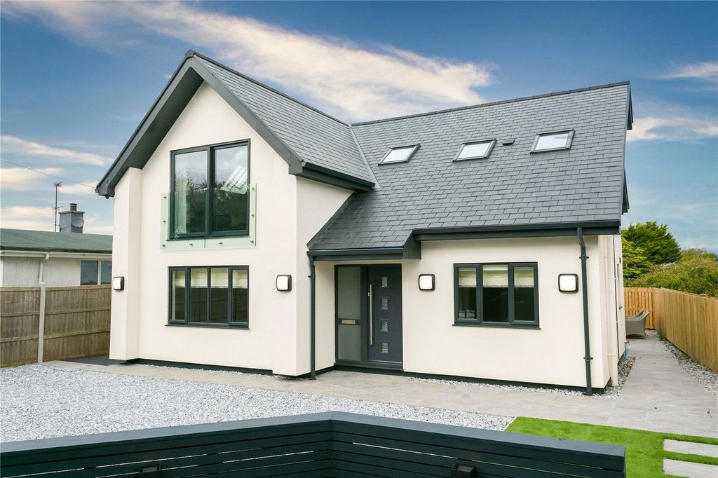 4 bed detached house for saleFour Mile Bridge, Holyhead, Isle Of Anglesey LL65