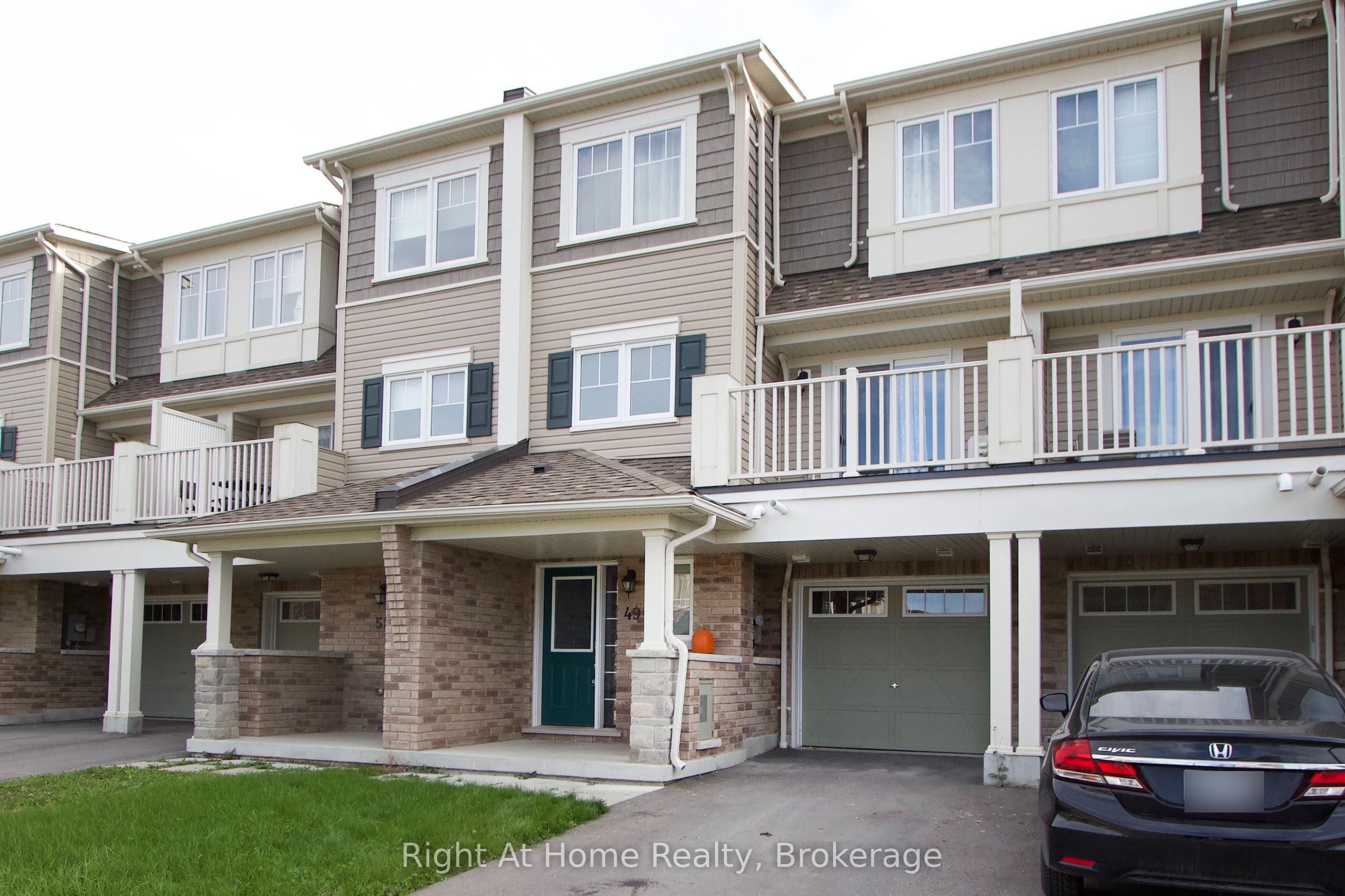 49 Far North Court, Oshawa, ON, L1L 0J5