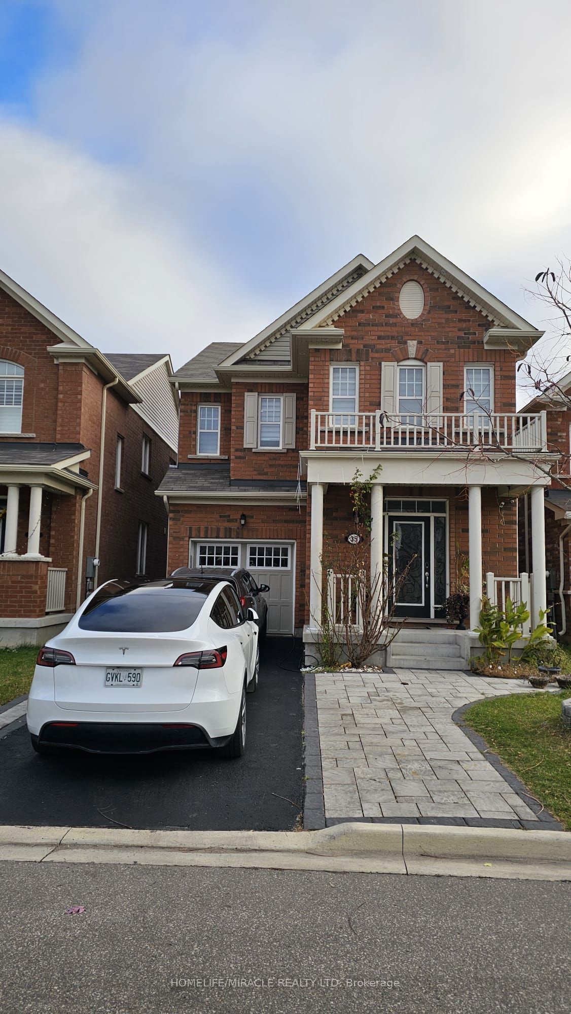 35 Stedford Crescent, Brampton, ON, L7A 4P5 photo 2