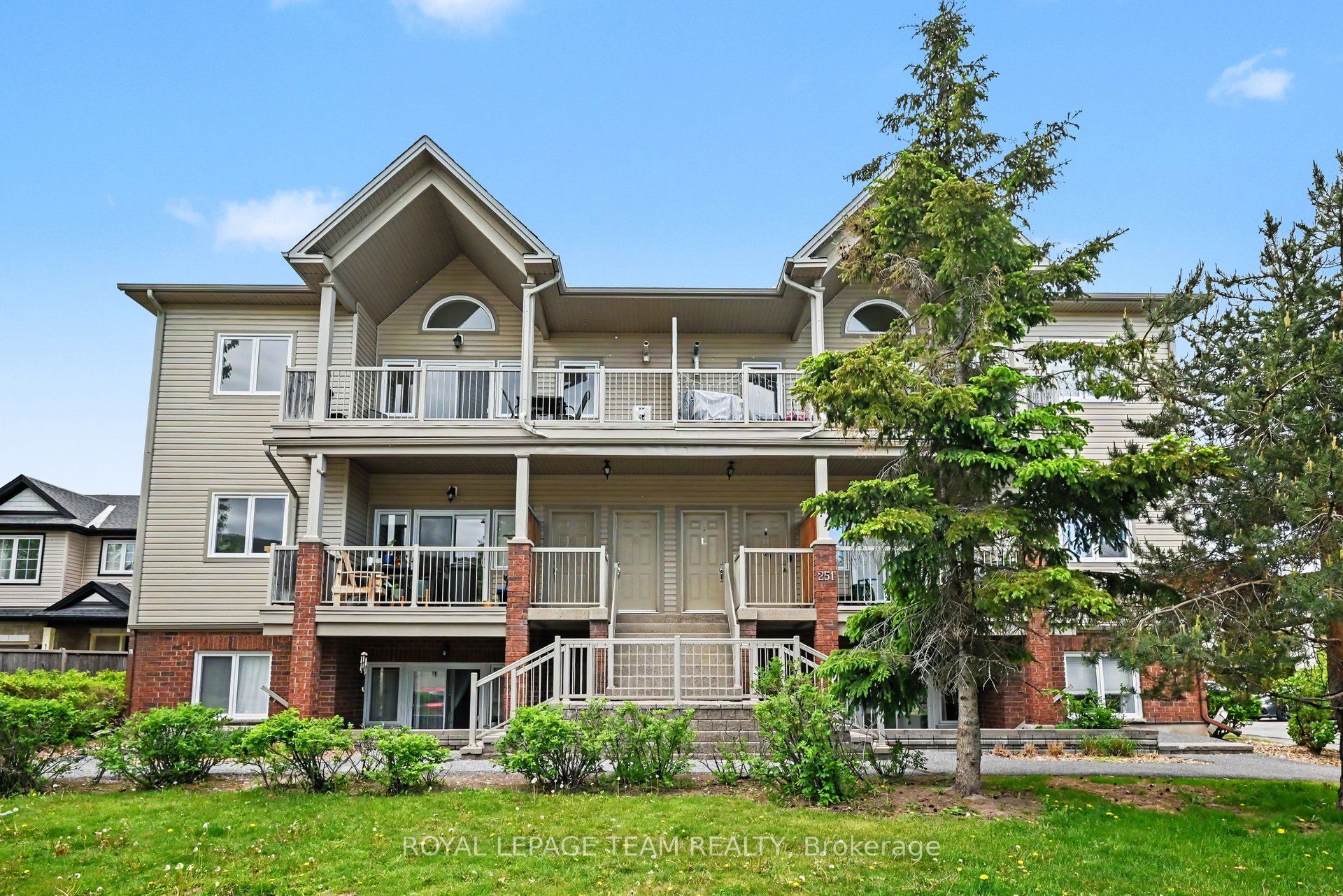 K-251 Crestway Drive, Ottawa, ON, K2G 0A9 photo 2