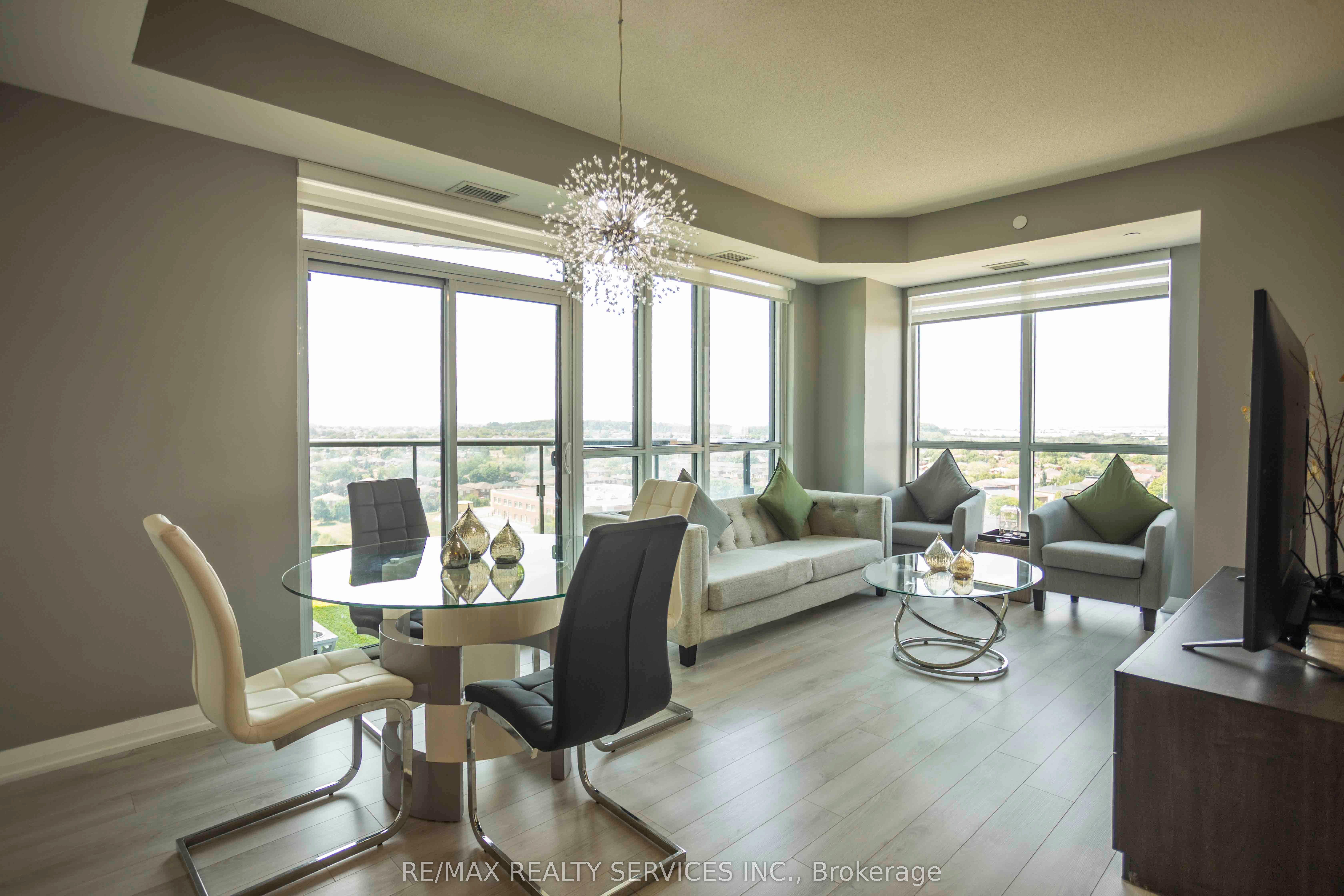 918-35 Watergarden Drive W, Mississauga, ON, L5R 0G8