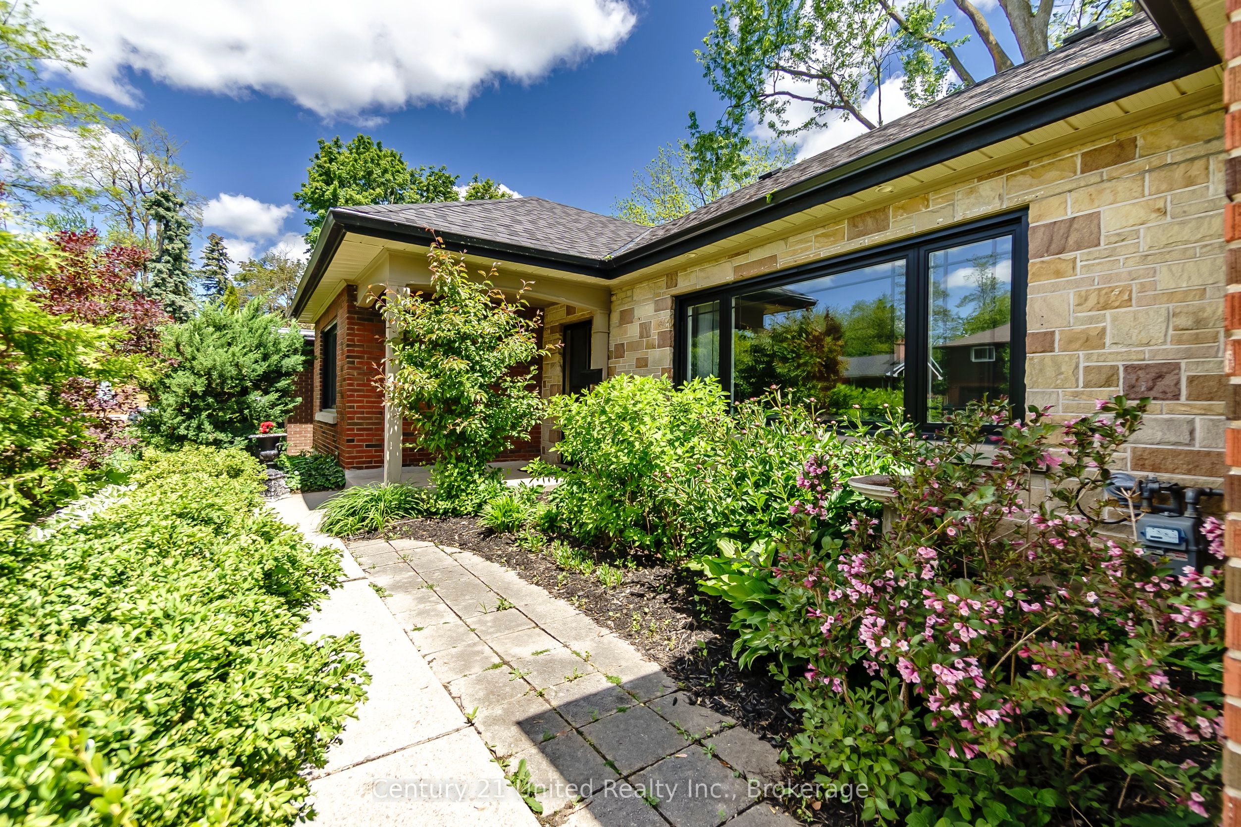 Additional image 2 of 1306 Hazeldean Avenue, Peterborough, ON, K9J 5Z4