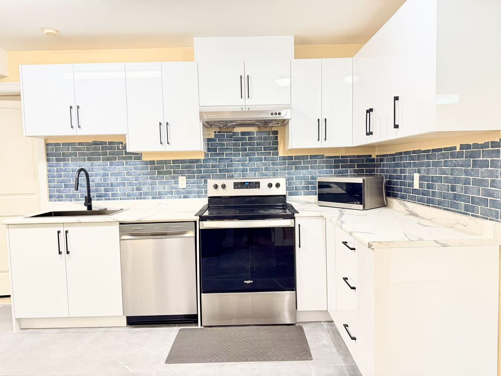 Additional image 2 of Basement-159 89a Avenue, Surrey, BC, V4N 5M2