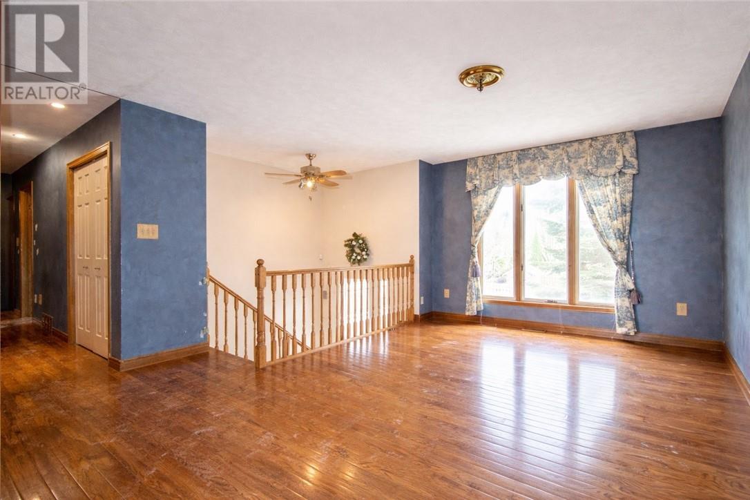 2072 Highgate Road, Sudbury, ON, P3B4G5 photo 4