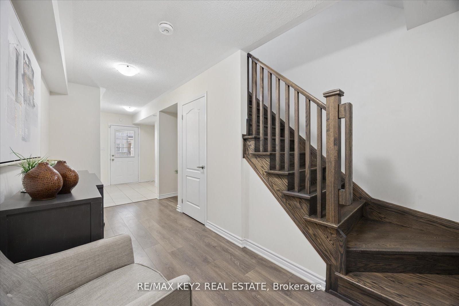 2417 Fall Harvest Crescent, Pickering, ON, L1X 0G1 photo 5
