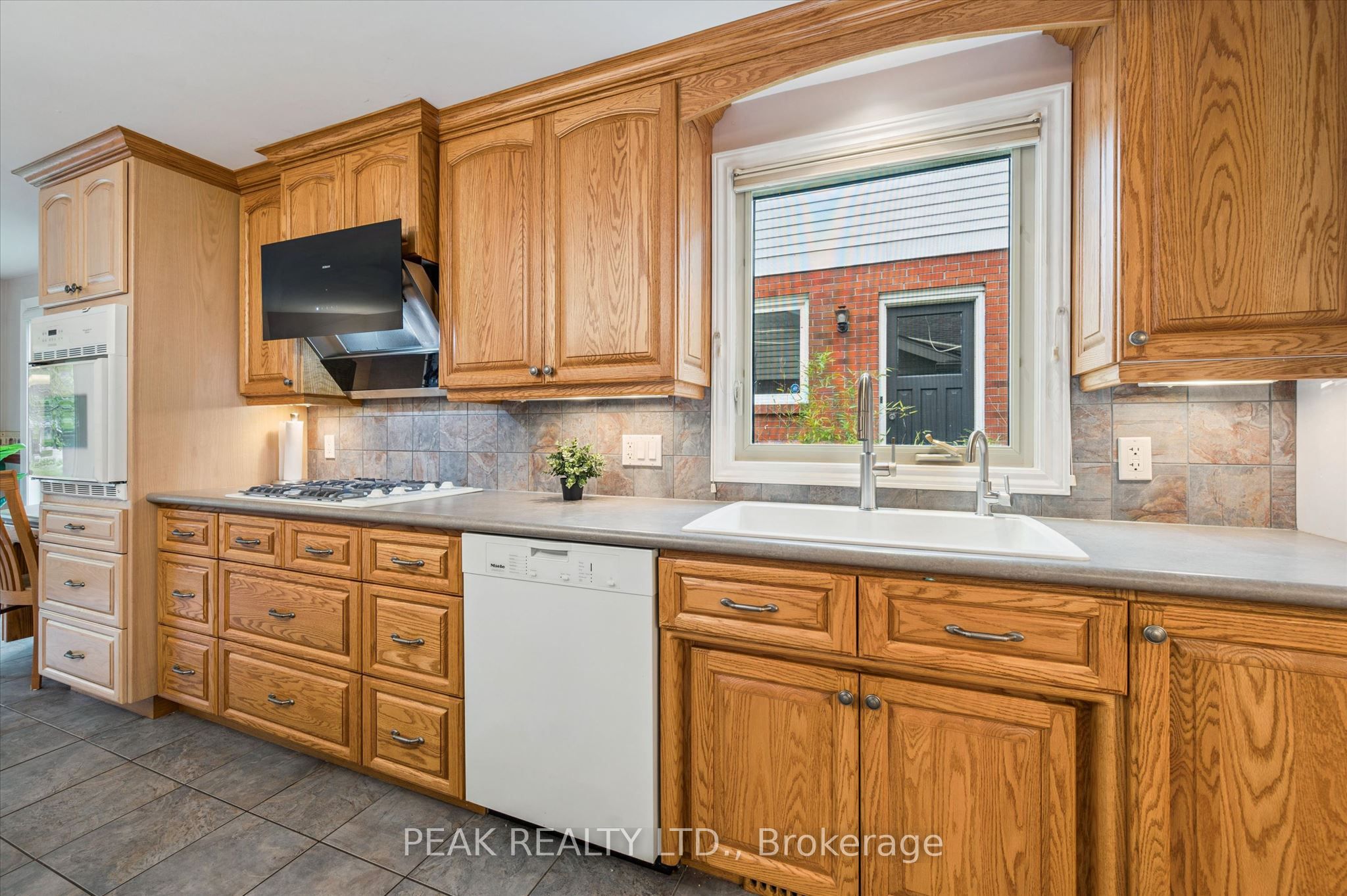 Additional image 5 of 459 Belgreen Way, Waterloo, ON, N2L 5X6