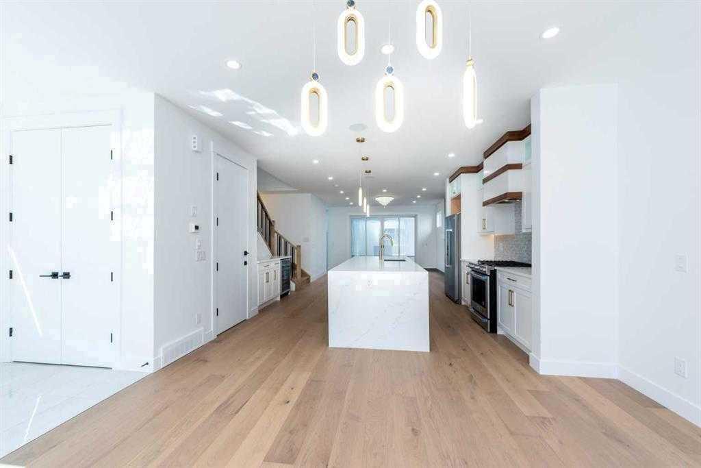 105 Hartford Road NW, Calgary, AB, t2k2a7 photo 5