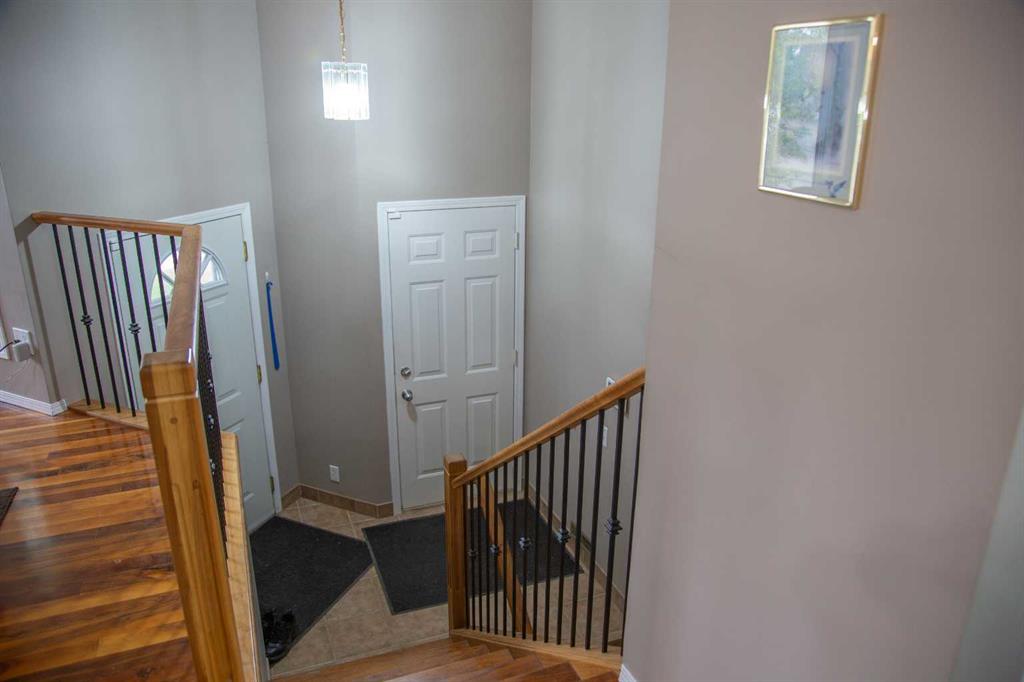272 Covington Road NE, Calgary, AB, T3K4G2 photo 2