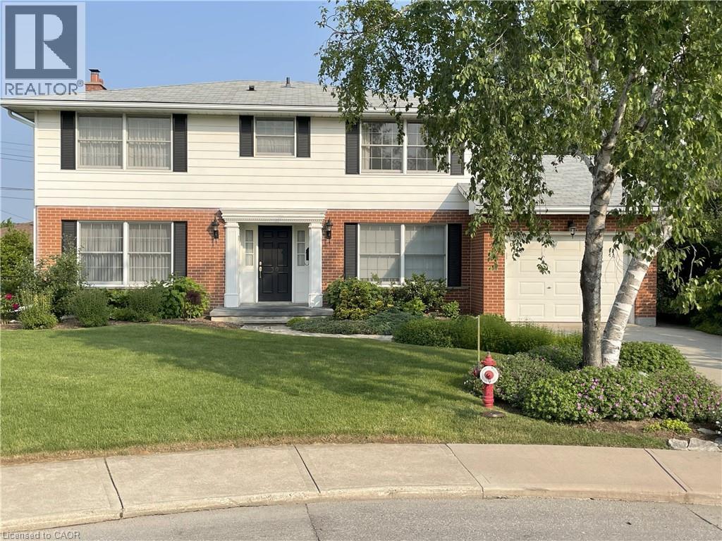 30 Lanscott Place, Hamilton, ON, L8K5G6