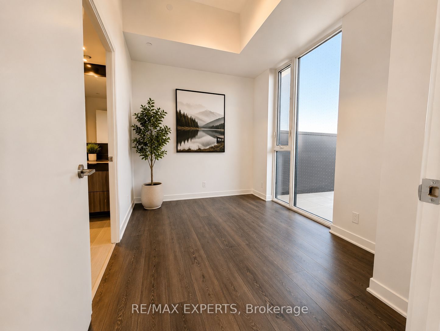 402-10 Flavelle Trail, Vaughan, ON, L4L 1V8 photo 5