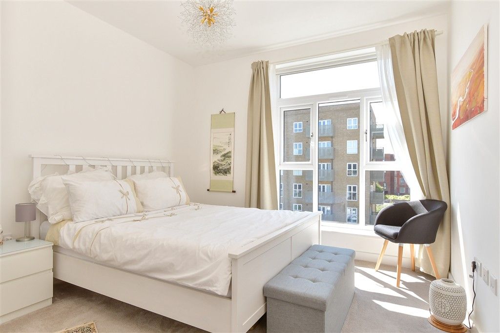 Additional image 6 of 2 bed flat for saleGlenway Road, Rochester, Kent ME1
