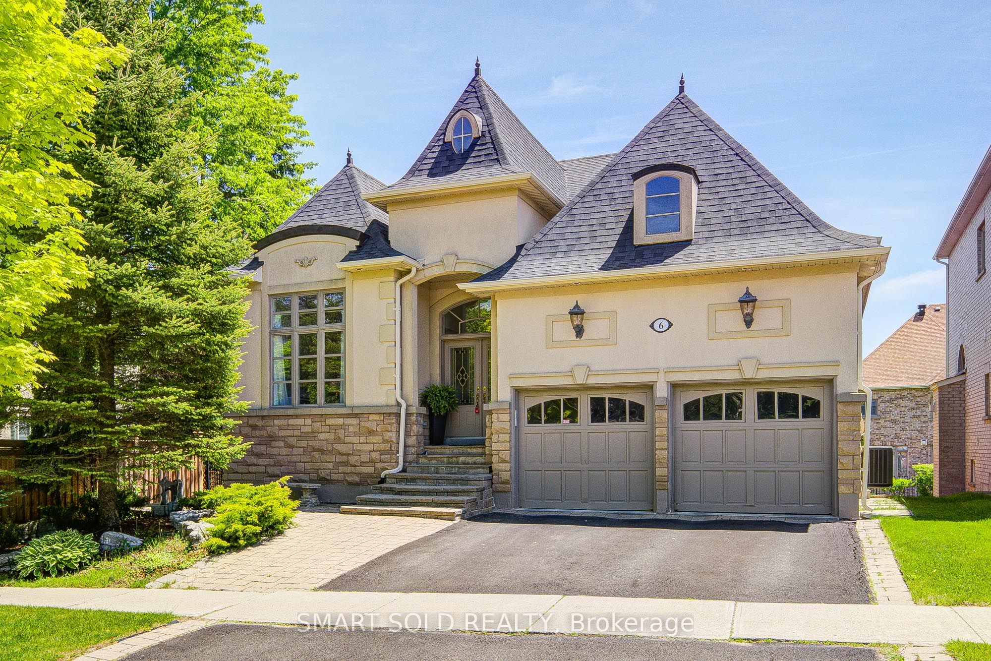6 Sachet Drive, Richmond Hill, ON, L4E 4S1