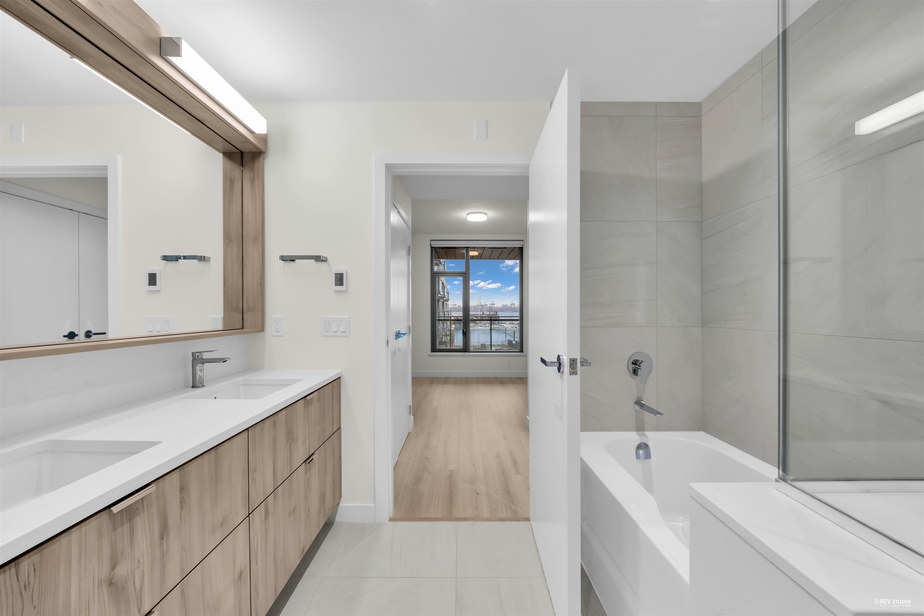 Additional image 6 of 401-755 Harbourside Drive, North Vancouver, BC, V7P 0G1