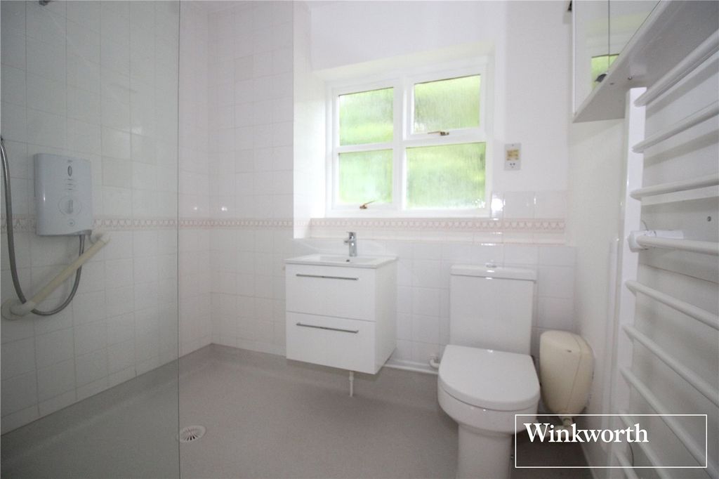 Additional image 9 of 1 bed flat for saleWatling Street, Radlett, Hertfordshire WD7