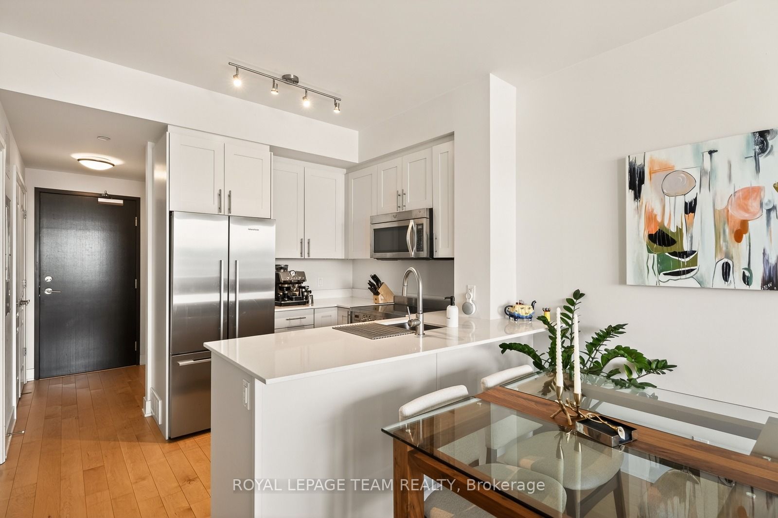 Additional image 5 of 1504-1035 Bank Street, Ottawa, ON, K1S 5K3