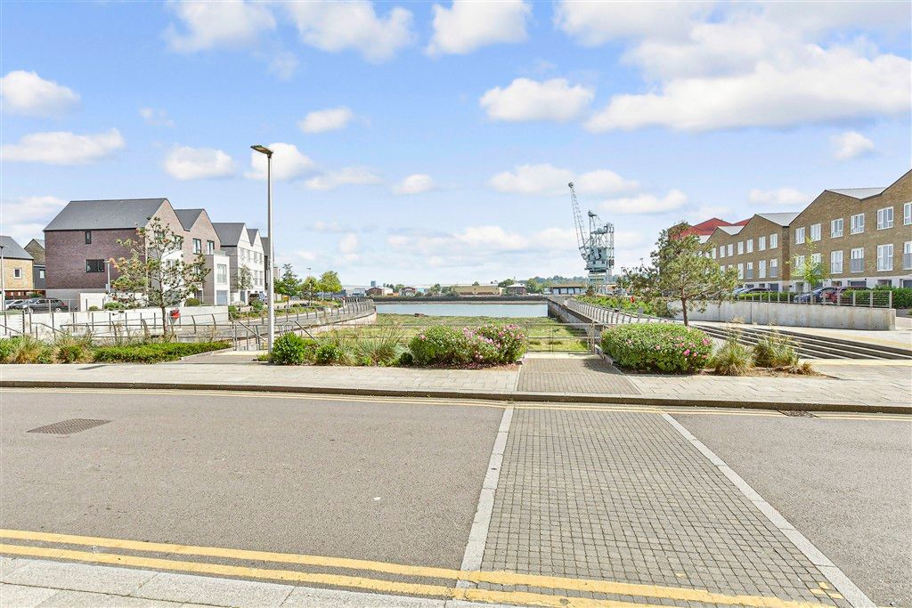 Additional image 10 of 2 bed flat for saleCorys Road, Rochester, Kent ME1