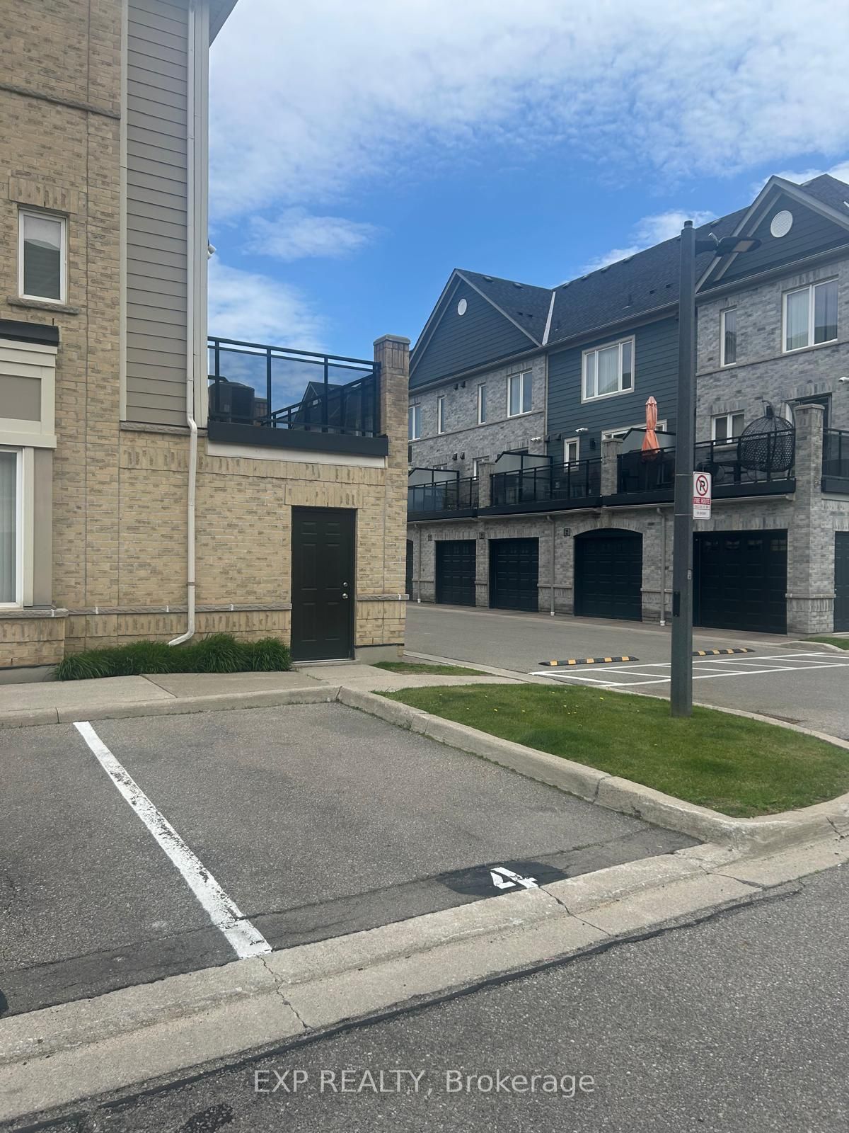 Additional image 3 of 5035 Oscar Peterson Parking Boulevard, Mississauga, ON, L5M 0P4