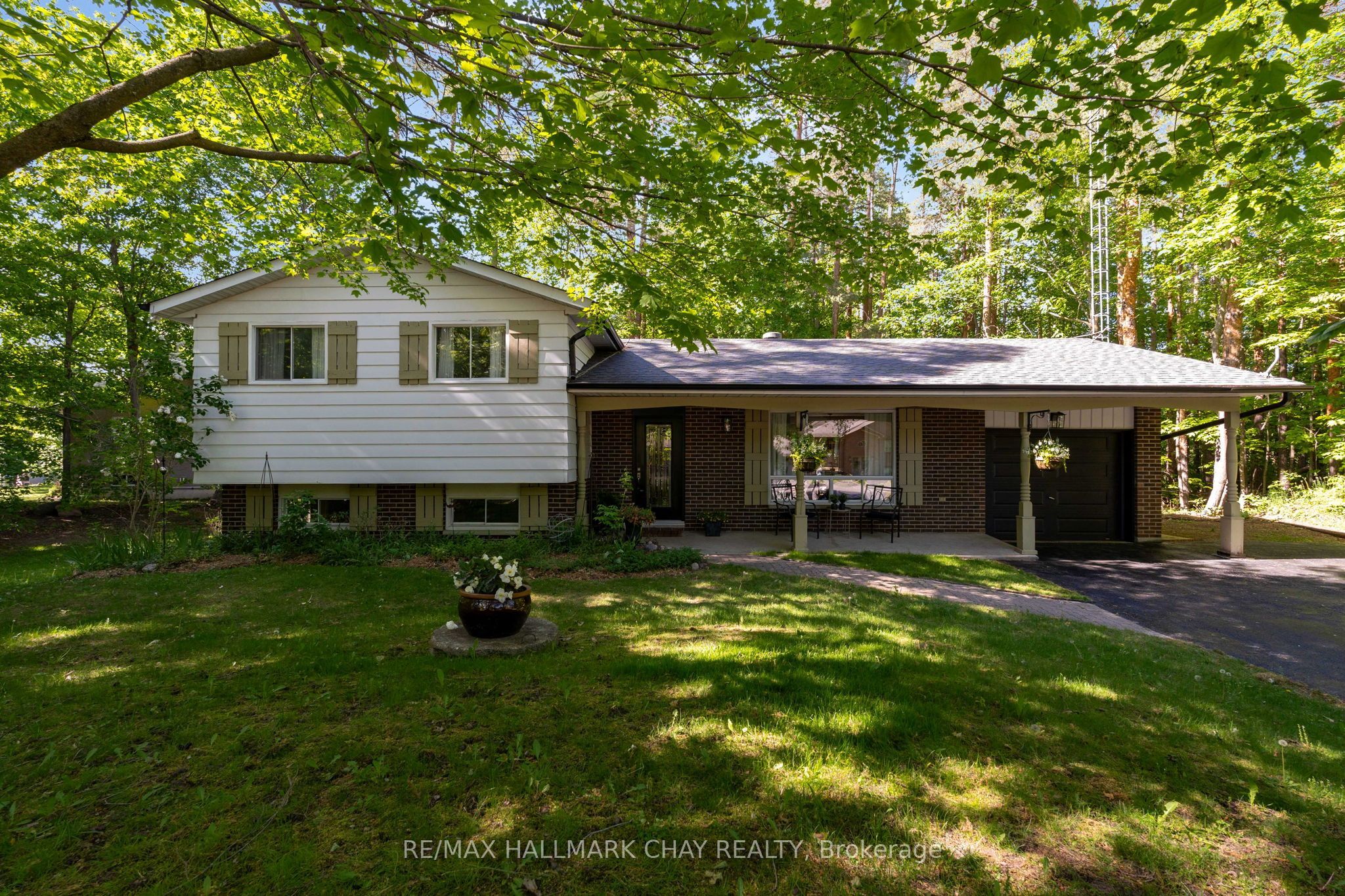 3724 Whitecap Drive, Innisfil, ON, L9S 2L4 photo 2