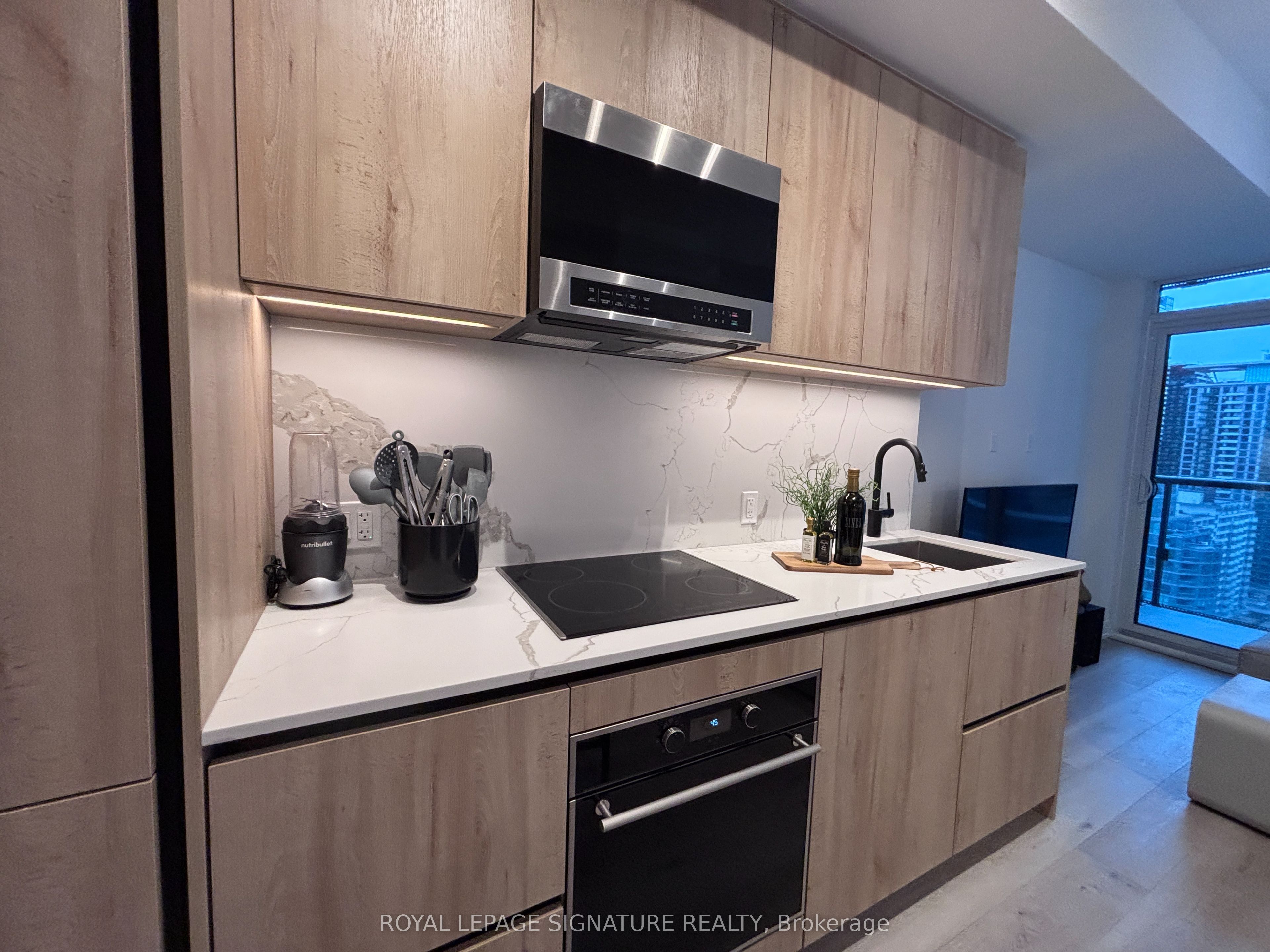 Additional image 2 of 2104-127 Broadway Avenue, Toronto, ON, M4P 1V4