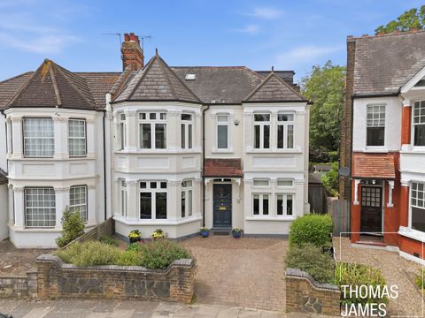 Conway Road, London N14