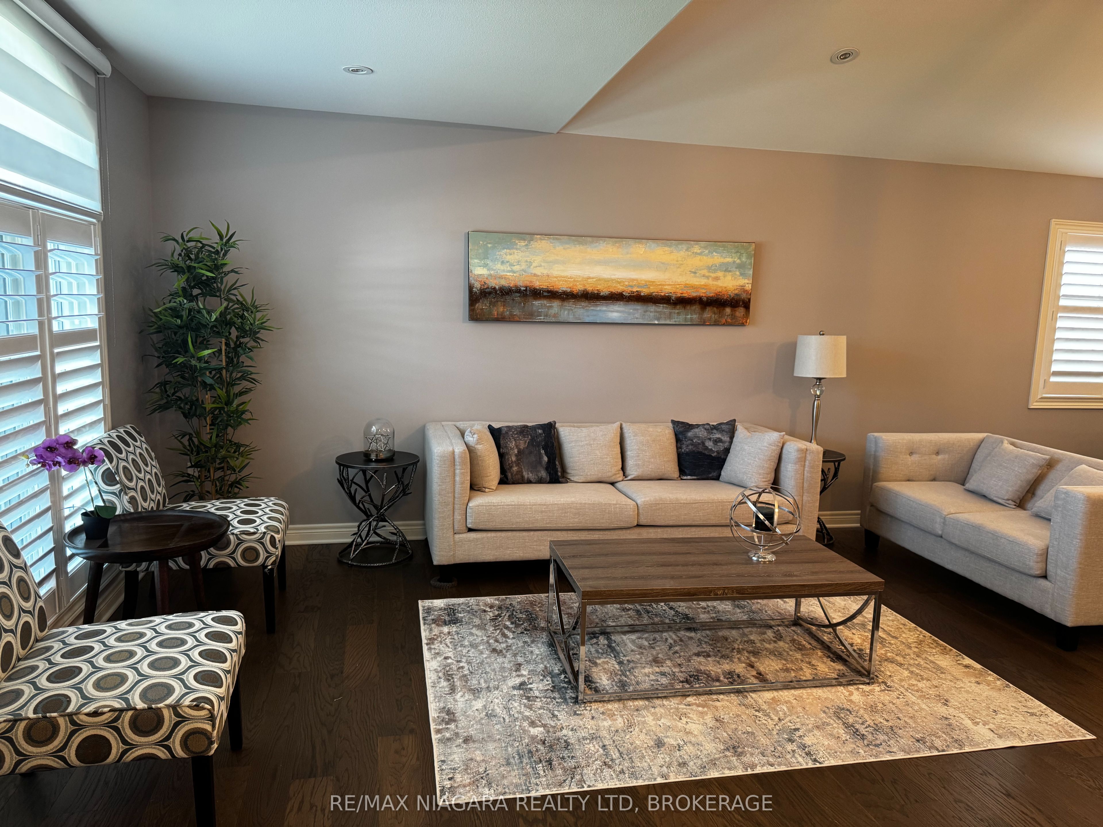 6352 Sam Lorfida Drive, Niagara Falls, ON, L2G 5Z3 photo 4