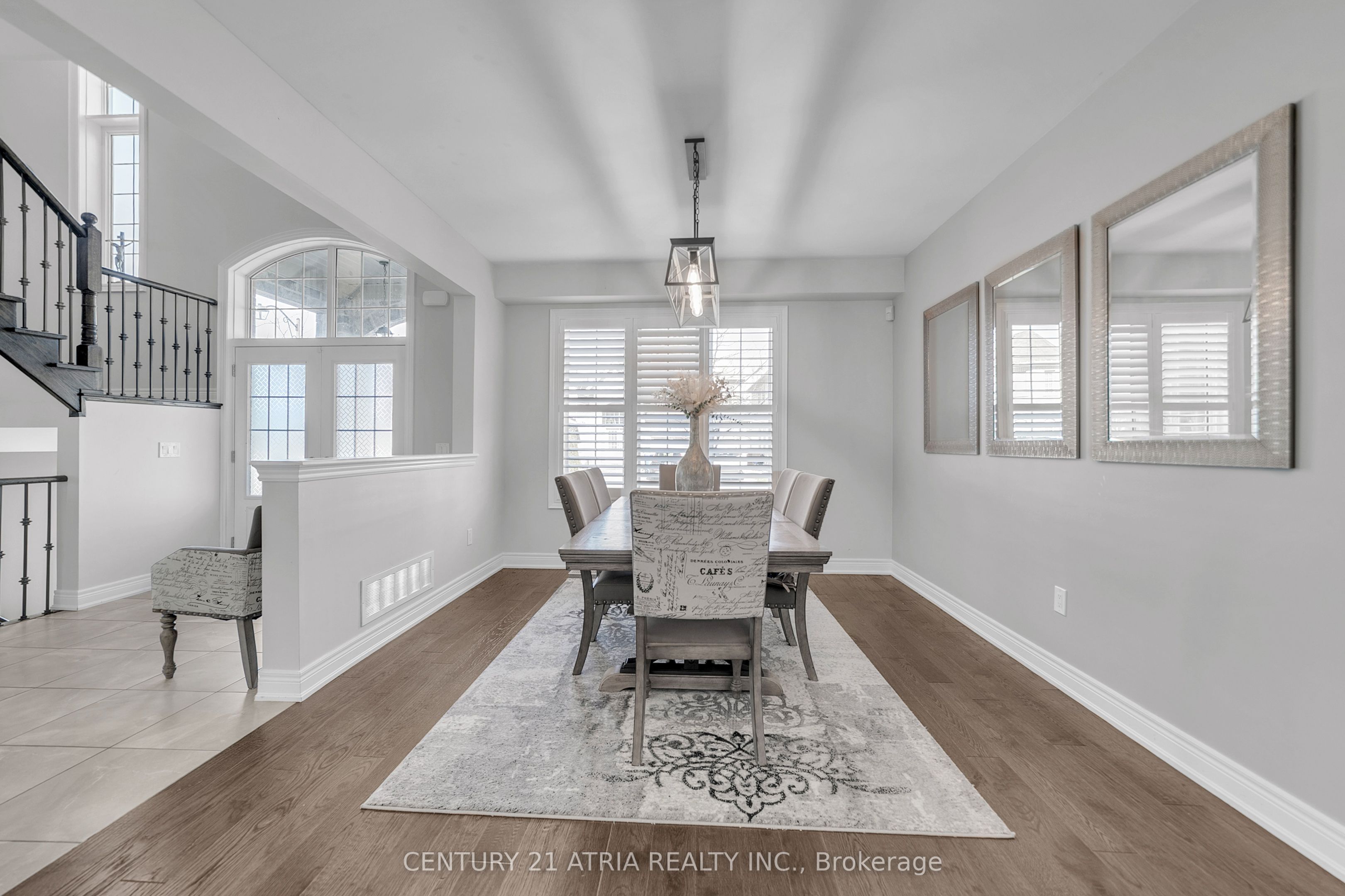 147 Joe Dales Drive, Georgina, ON, L4P 3E9 photo 5