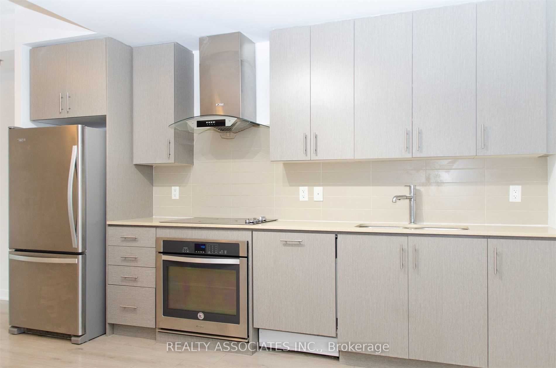 Th19-215 Bonis Avenue, Toronto, ON, M1T 3W6 photo 4