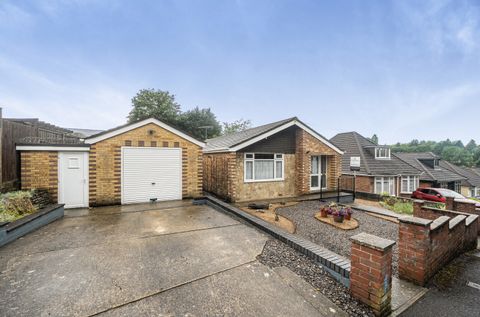 Hollybrook Avenue, Southampton, Hampshire SO16