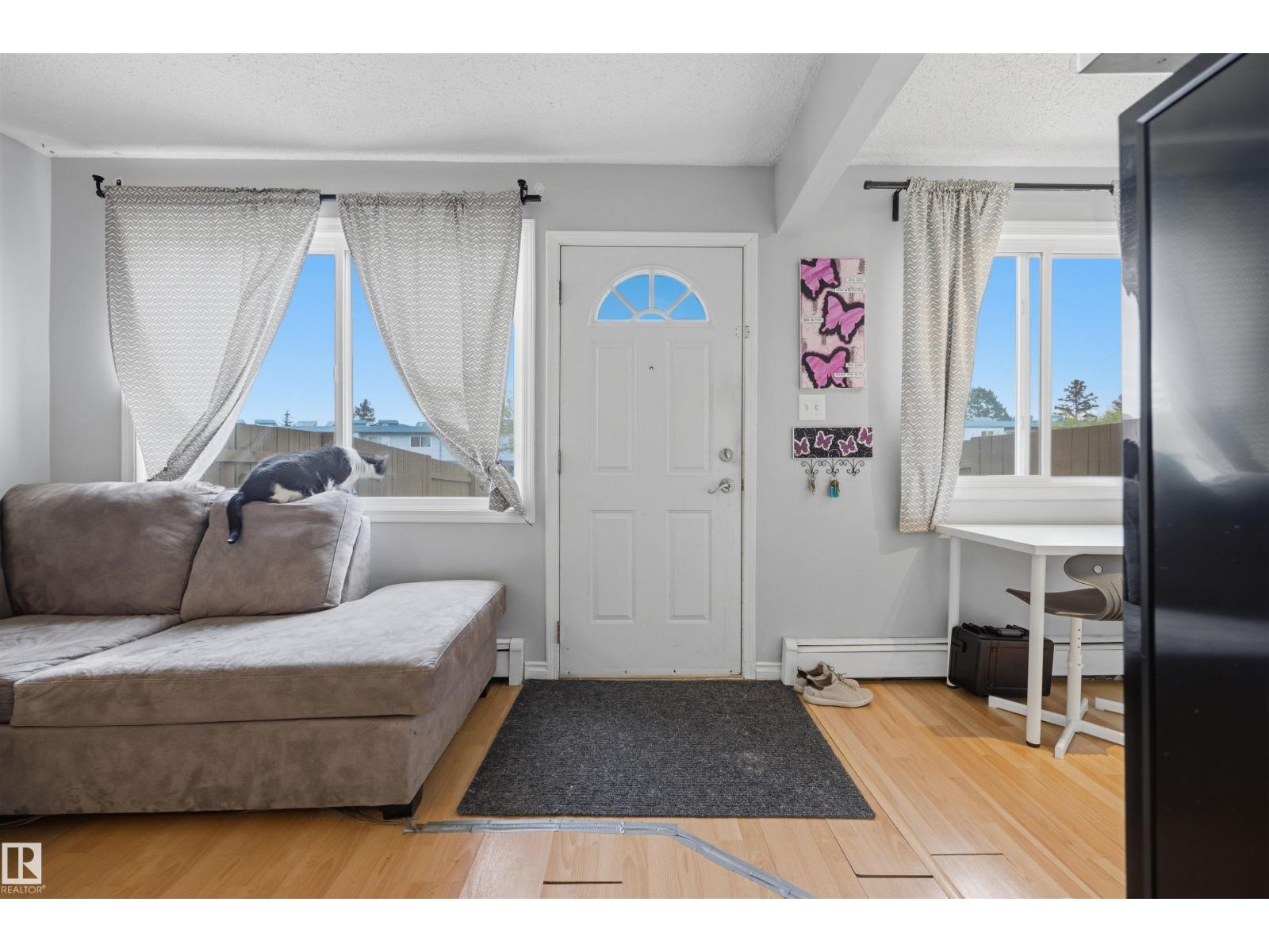 3-18315 89 Avenue NW, Edmonton, AB, T5T1X2
