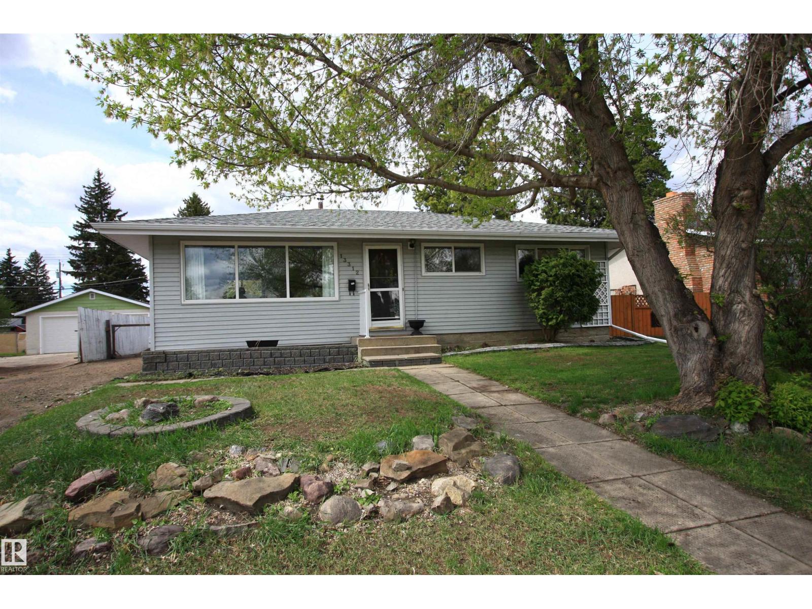 13312 137 Street NW, Edmonton, AB, T5L2A9 photo 3