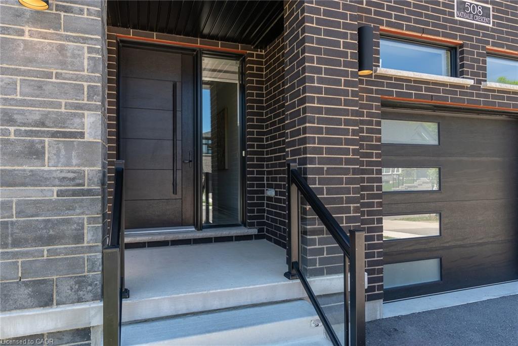 508 Nathalie Crescent, Kitchener, ON, N2E 0H8 photo 2