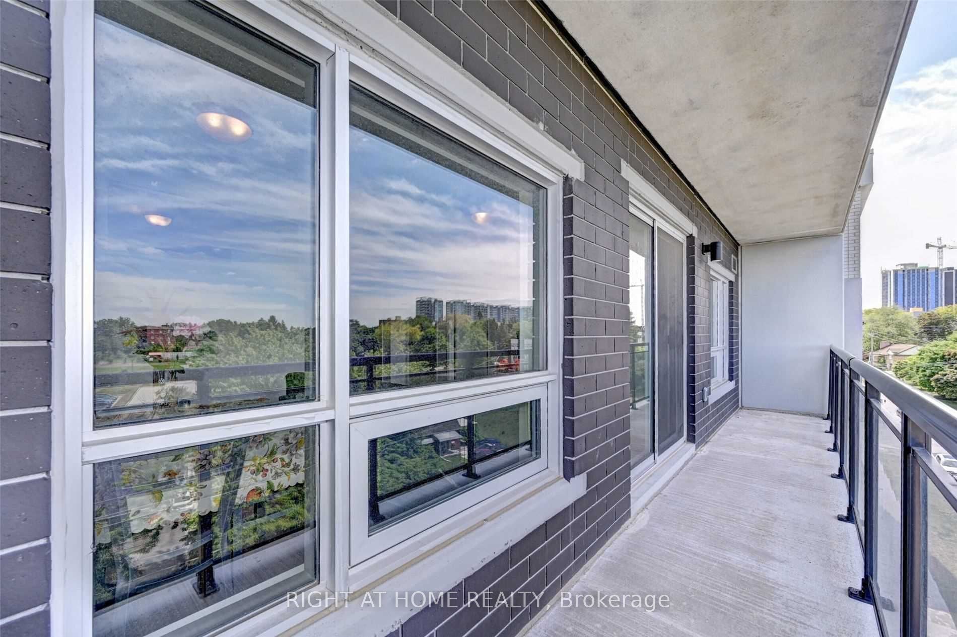 Additional image 6 of G407-275 Larch Street, Waterloo, ON, N2L 0J4