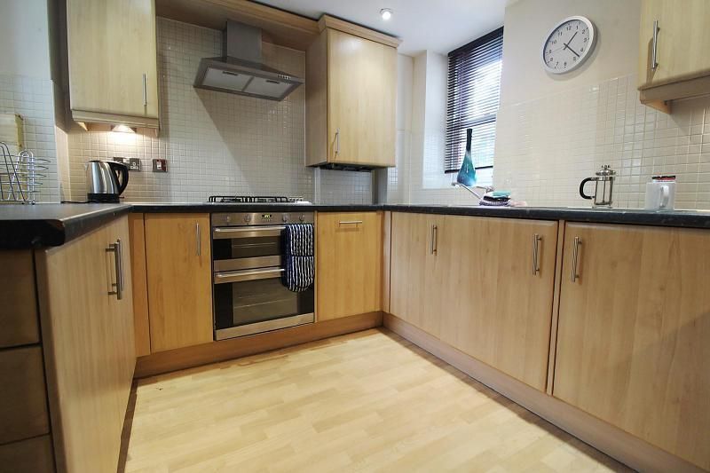 Additional image 3 of 2 bed flat for saleKings Road, Reading RG1