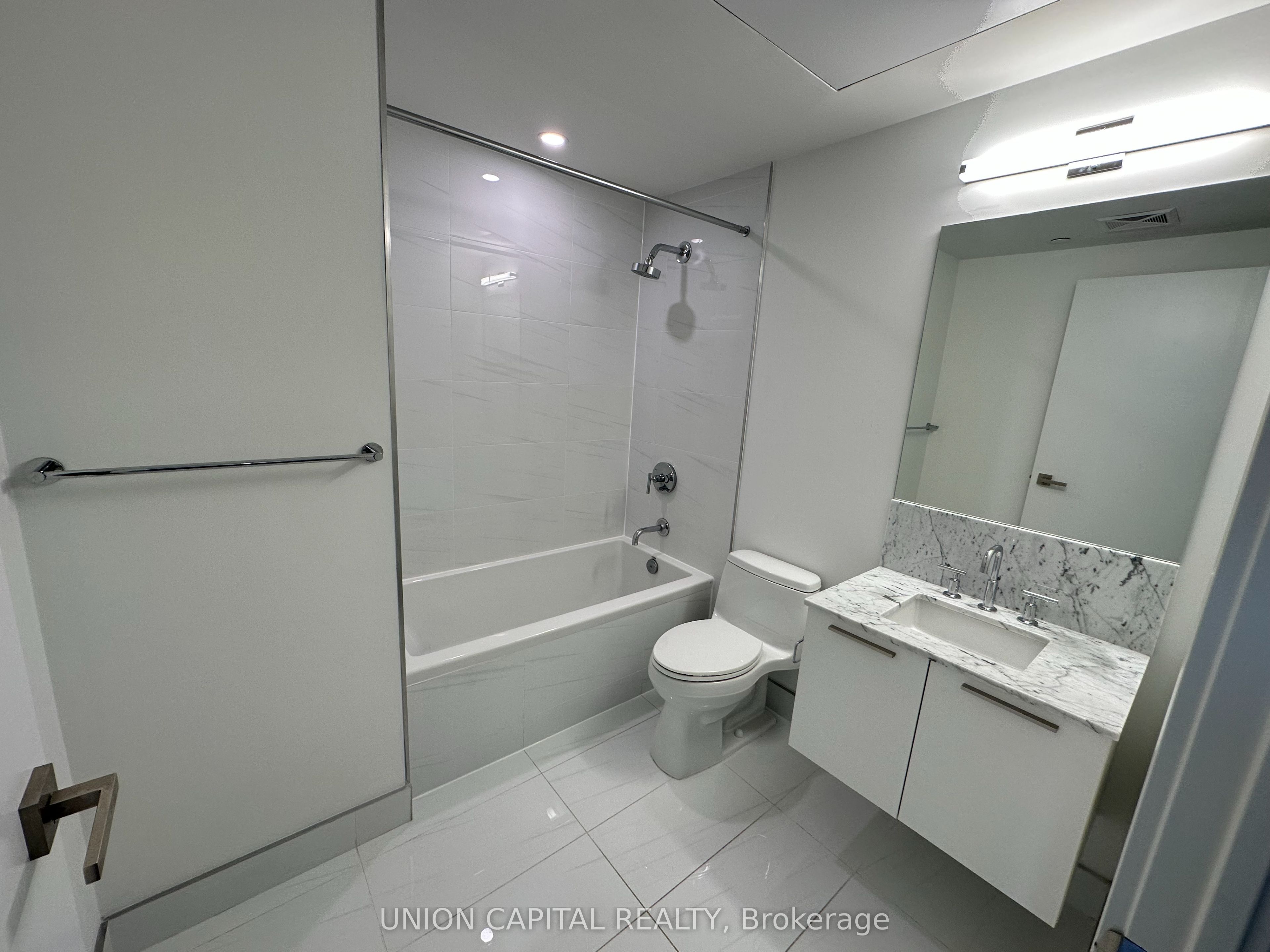 Additional image 4 of 2605-3 Gloucester Street, Toronto, ON, M4Y 0C6