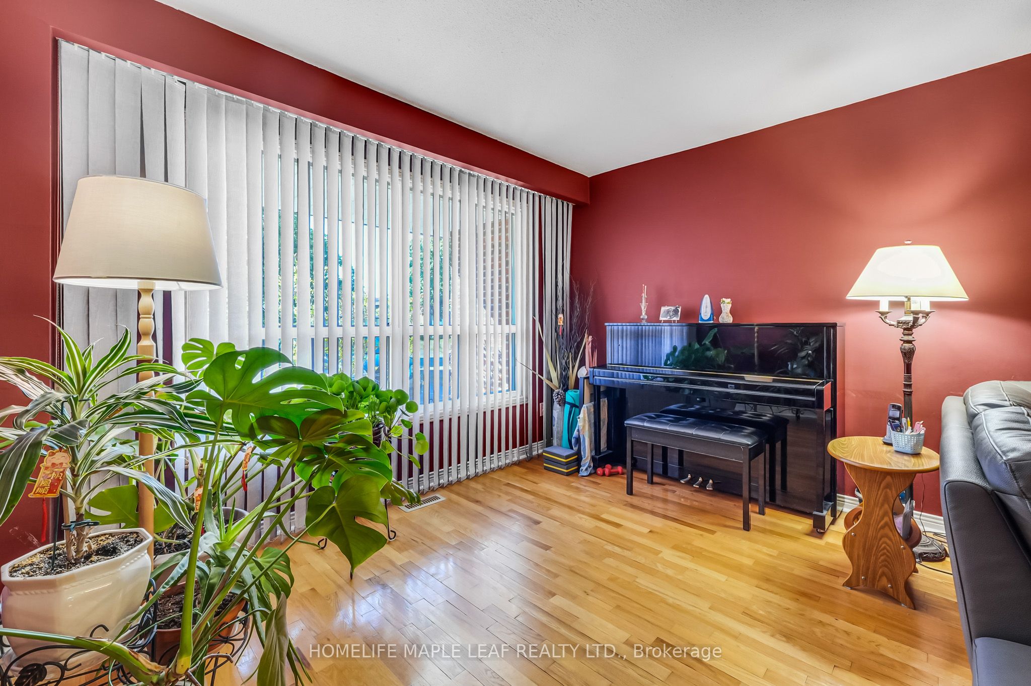 Additional image 6 of 14 Manitou Crescent, Brampton, ON, L6S 2Z8