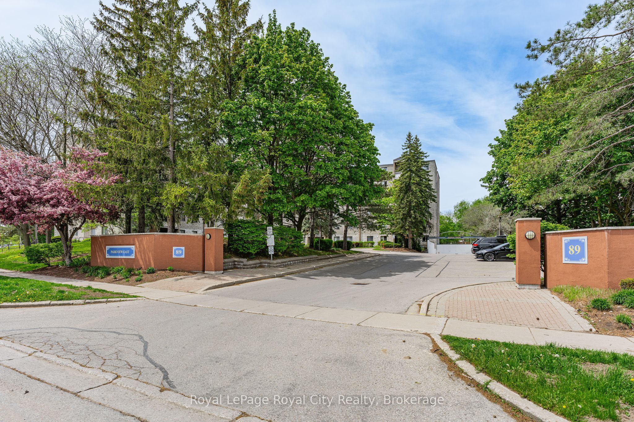 407-89 Westwood Road, Guelph, ON, N1H 7J6