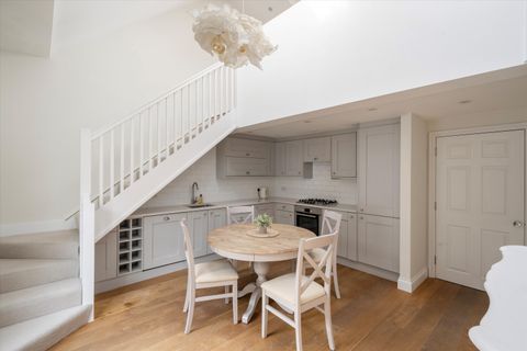 Cavaye Place, London SW10