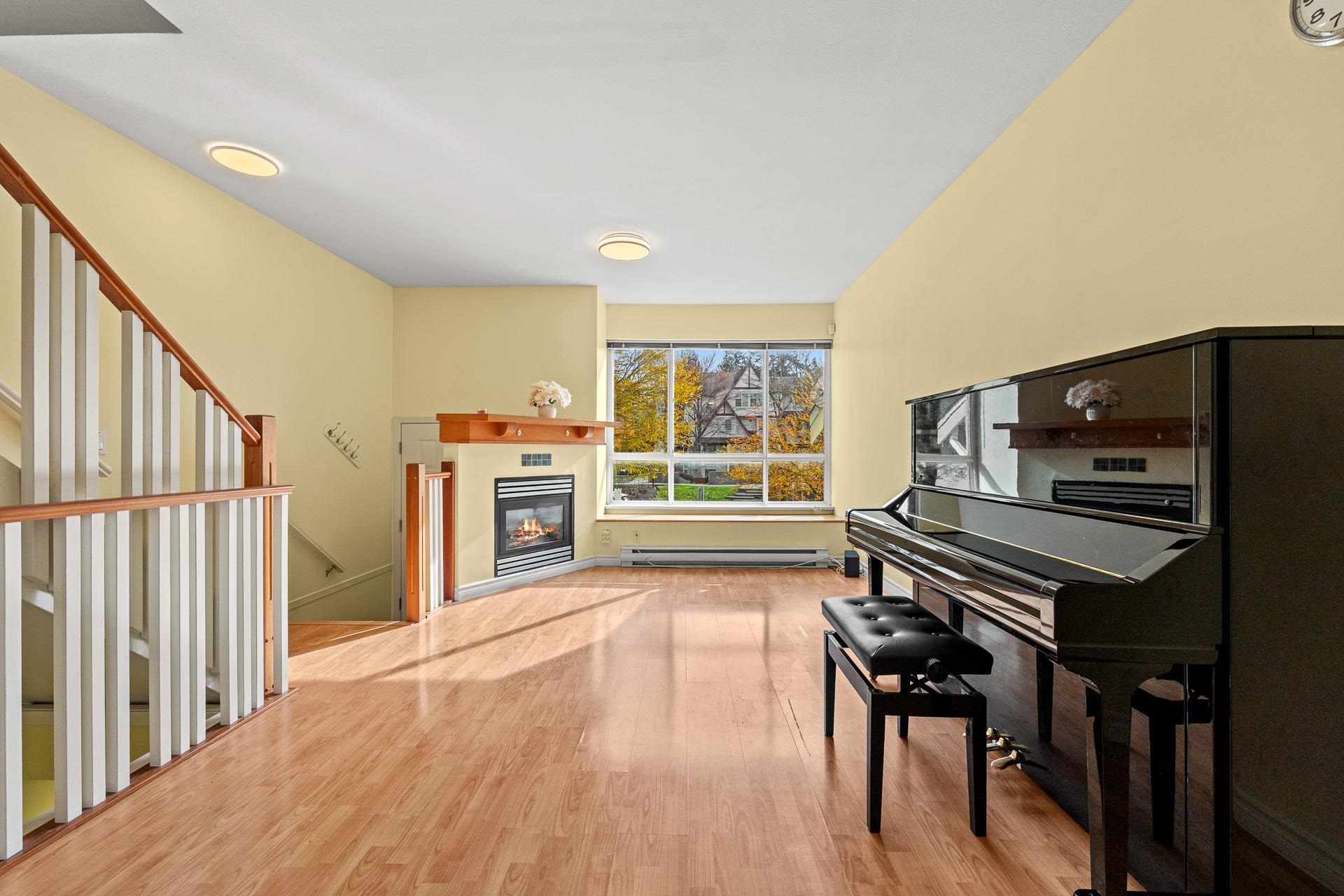 7393 Magnolia Terrace, Burnaby, BC, V5E 4M3 photo 3