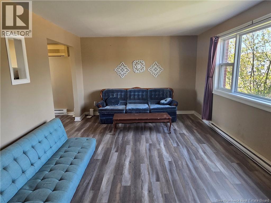19 Anne Street, Moncton, NB, E1C4J4 photo 3