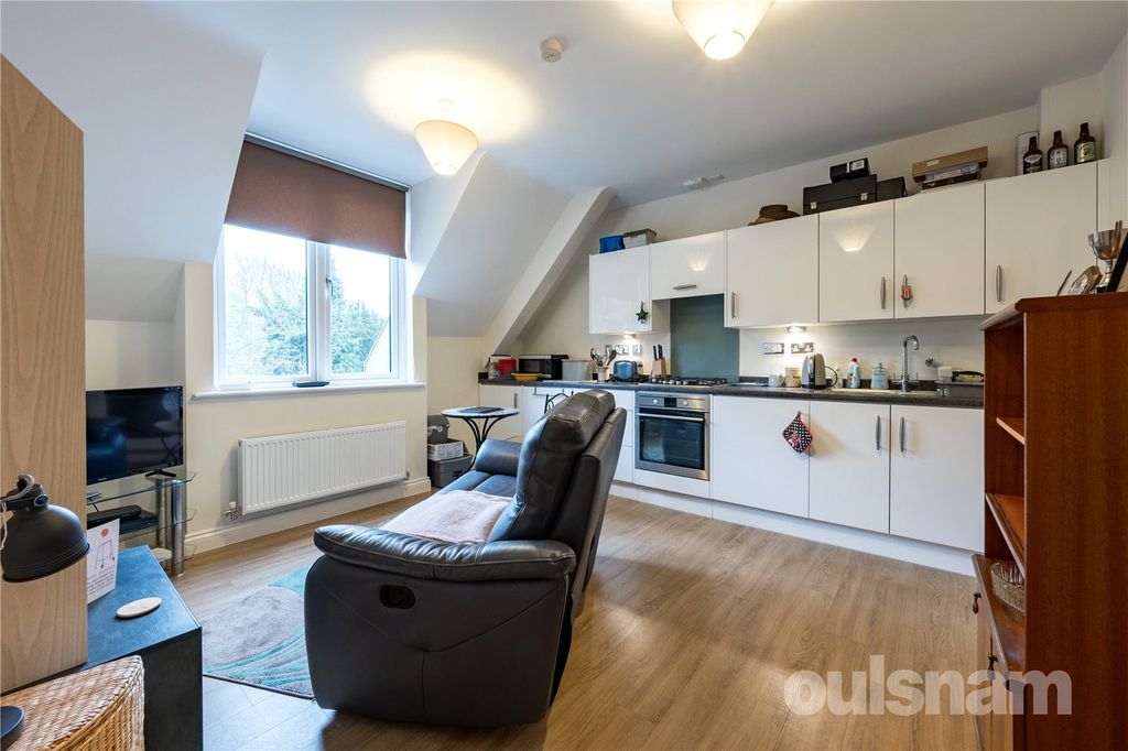 2 bed flat for saleBerrington Close, Ipsley, Redditch, Worcestershire B98 photo 2