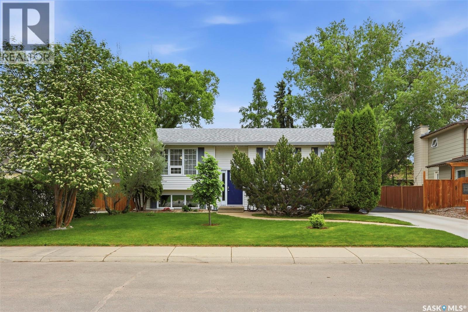 126 Candle Crescent, Saskatoon, SK, S7K5A2